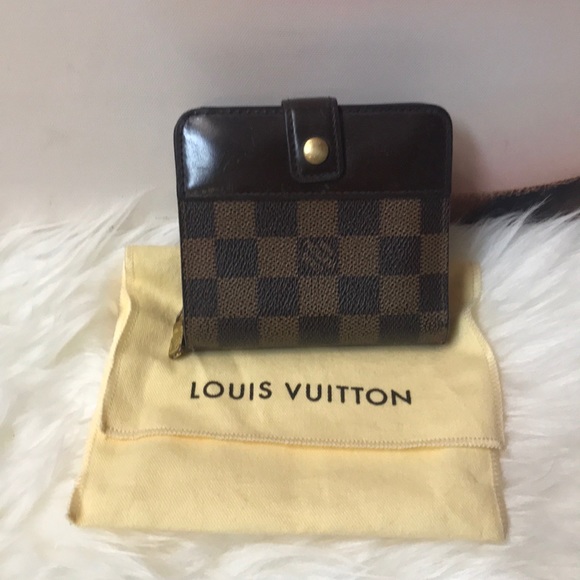 Louis Vuitton Handbags - Louis Vuitton Damier Ebene  small wallet.